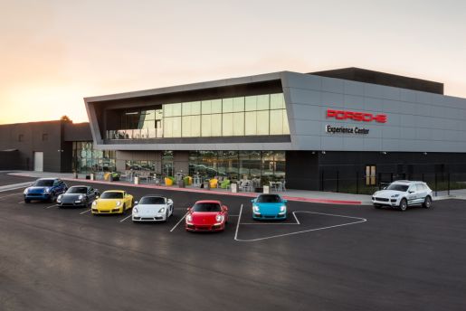 Porsche Centro Los Angeles 1