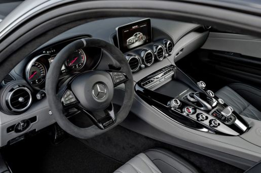 Mercedes AMG 2017 6