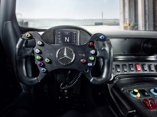 Mercedes AMG GT4 7