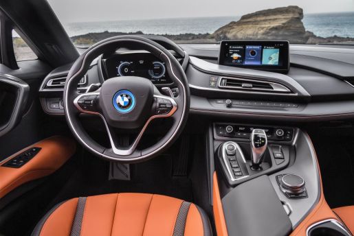 BMW i8 Roadster Coupe 10