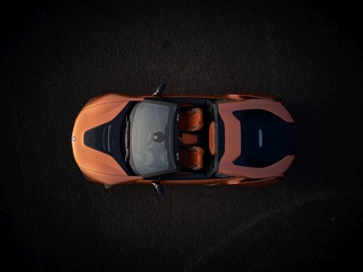 BMW i8 Roadster Coupe 4