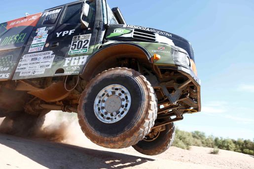 Kamaz Iveco Dakar 2