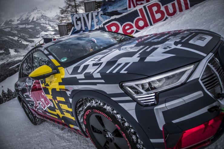 Audi e tron Technology demonstrator on the Streif small 5