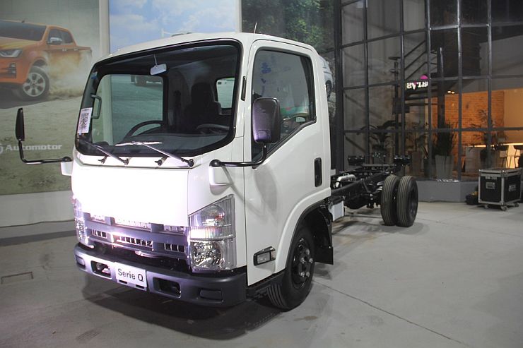 ISUZU 3